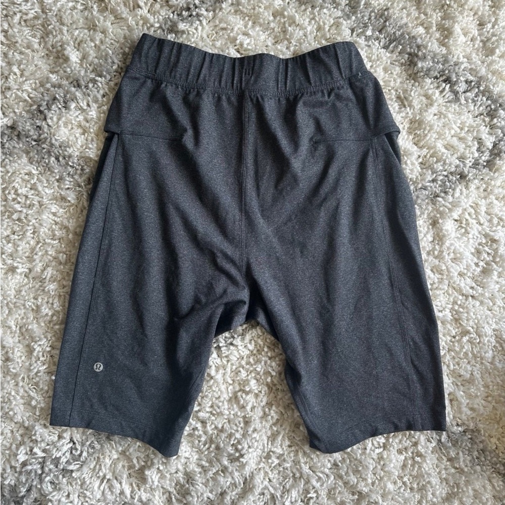 Lululemon Linerless Shorts 11” inseam Dark Grey - Picture 2 of 3